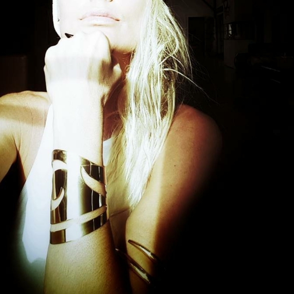 Sterling silver plated brass cuff bracelet - Picture 4 of 7